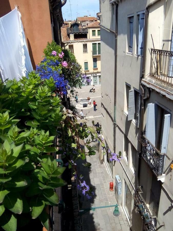 Ca' San Silvestro 2 Terrazze Nel Cuore Di Venezia Bagian luar foto